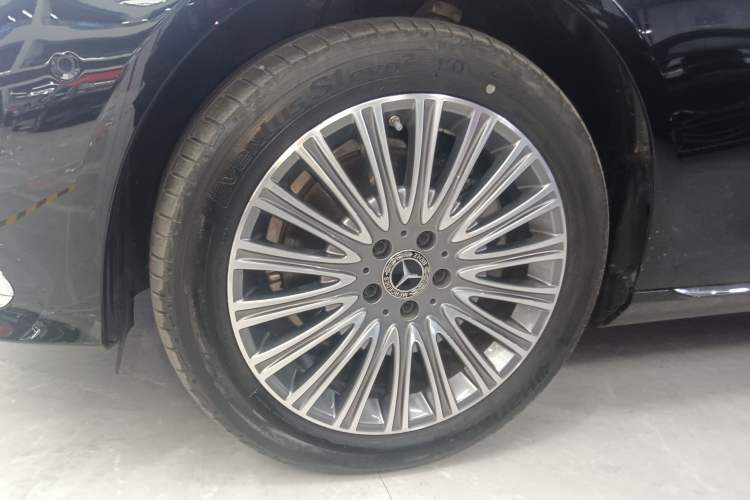 Used Mercedes-Benz E-Class 2023 Updated E 300 L Fashion Edition
