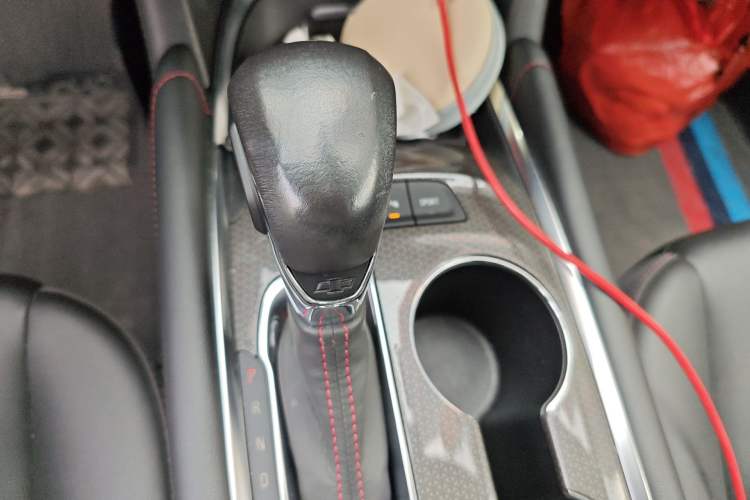 Used Chevrolet Malibu XL 2021 Redline 550T Automatic Sharp Edition Gear Lever