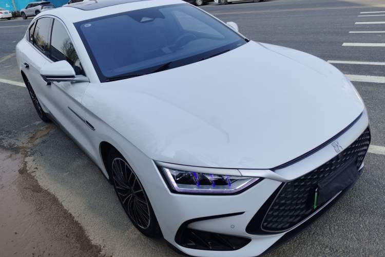 Used BYD Han 2022 DM-i 121KM Prestige Model
