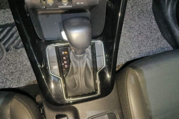 Used Kia Sportage R 2018 2.0L Automatic Smart Luxury Version China V Standard