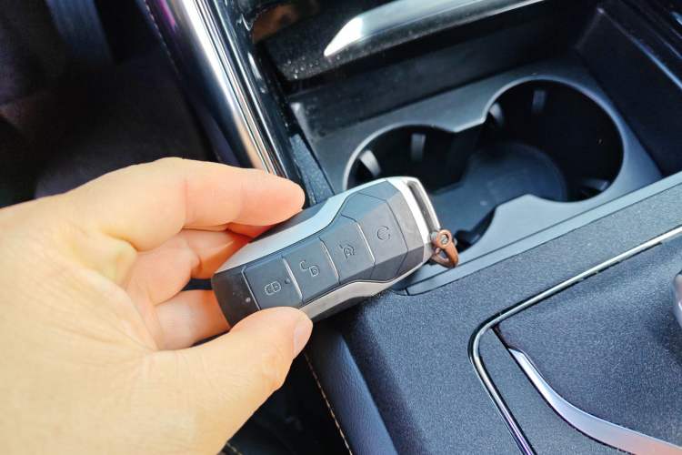 Used BYD Tang New Energy 2021 DM 2.0T Four-Wheel Drive High-Performance Luxury Model
