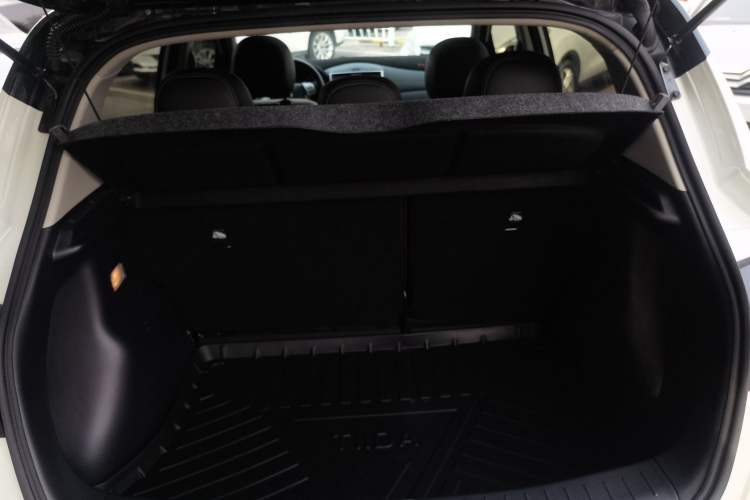 Used Nissan Tiida 2024 1.6L CVT Smart Drive Edition Trunk