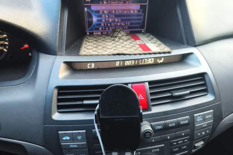 Used Honda Accord 2013 2.0L SE
