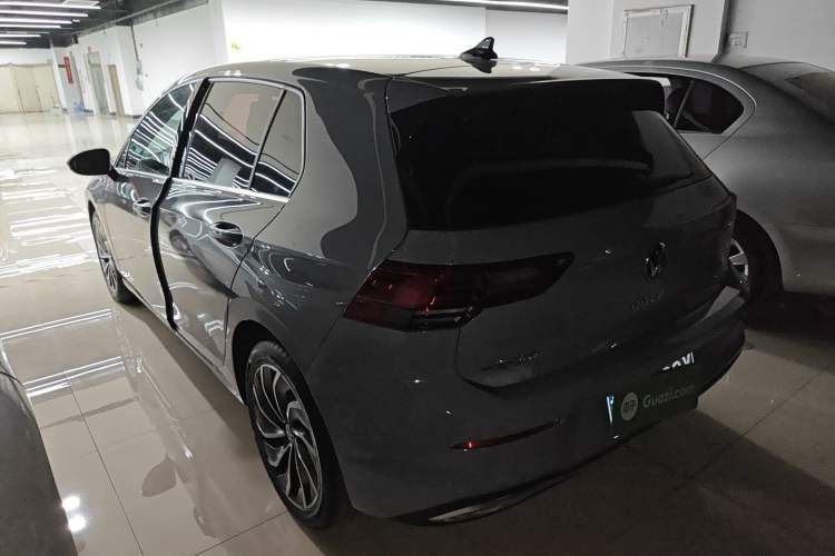 Used Volkswagen Golf 2023 Facelift 280TSI DSG Pro
