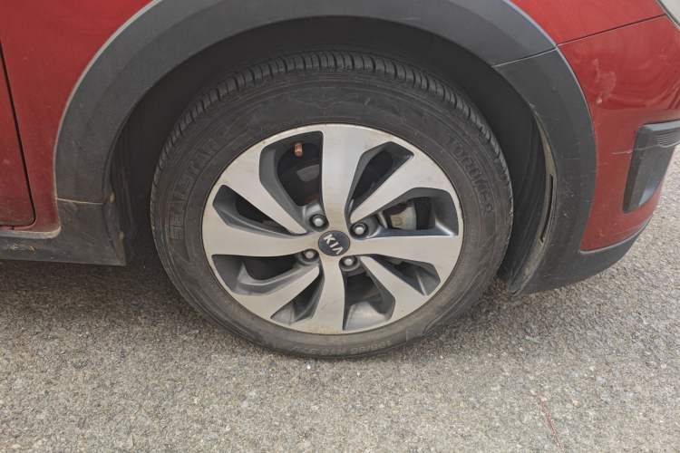 Used Kia KX Cross 2017 1.4L AT GLS