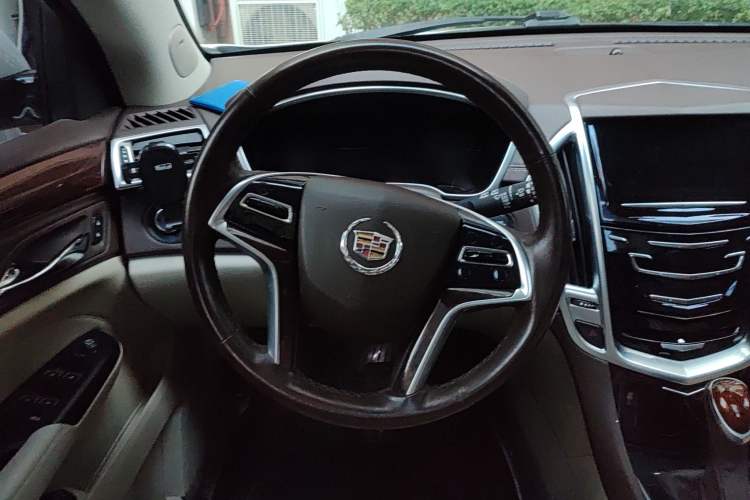 Used Cadillac SRX 2014 3.0L Elite Model
