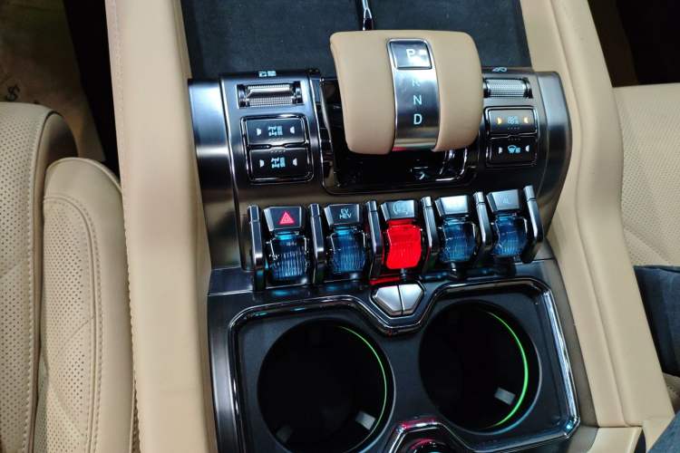 Used Formula Leopard Leopard 8 2025 Smart & Brave Flagship Edition 7 Seats
