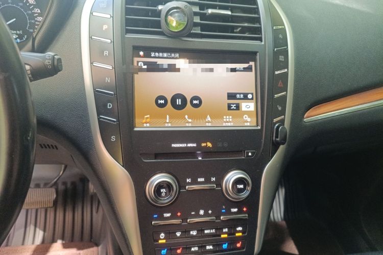 Used Lincoln MKC 2018 2.0T Two-Wheel Drive Luxury Edition
