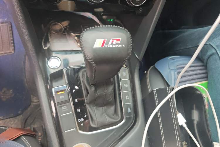 Used Volkswagen Tiguan L 2021 330TSI Automatic Two-Wheel Drive R-Line Enhanced Edition