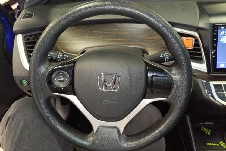 Used Honda Jade 2017 1.8L automatic Comfort version 5 seats