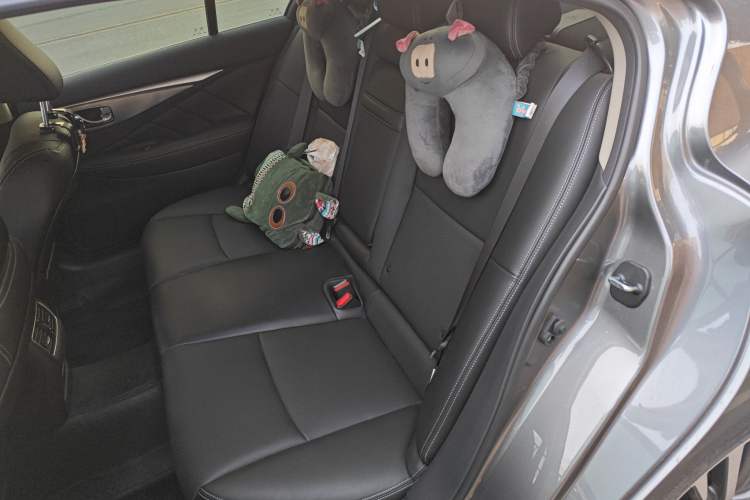 Used Infiniti Q50L 2022 2.0T Enjoyment Edition Left Rear Seat