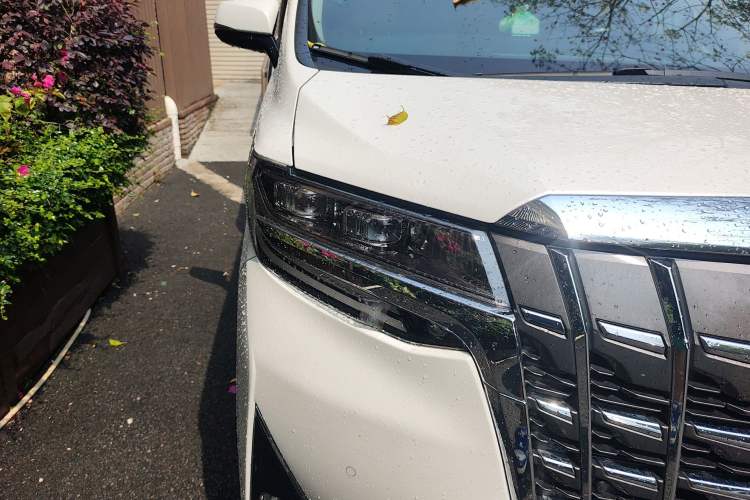 Used Toyota Alphard 2021 Dual-Engine 2.5L Prestige Edition