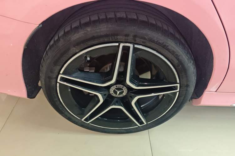 Used Mercedes-Benz C-Class 2021 C 260 L Sport Edition Star Collection Right Rear Wheel Hub