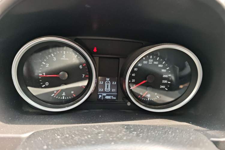 Used Haval H6 2015 Sport Edition 1.5T Automatic Two-Wheel Drive Luxury Model Instrument Cluster