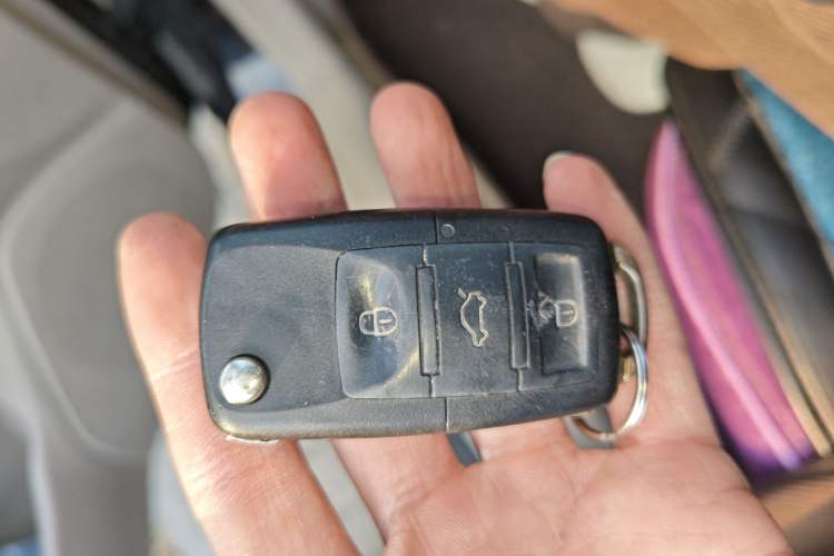 Used Geely Auto Ocean 2012 Energy-Saving Edition 1.5L Manual SuperDelight Model
