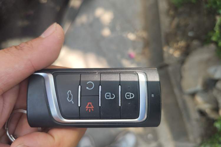 Used GAC Trumpchi GS4 2022 270T Automatic Smart Drive Navigation Edition (Upgraded Version) Vehicle Key