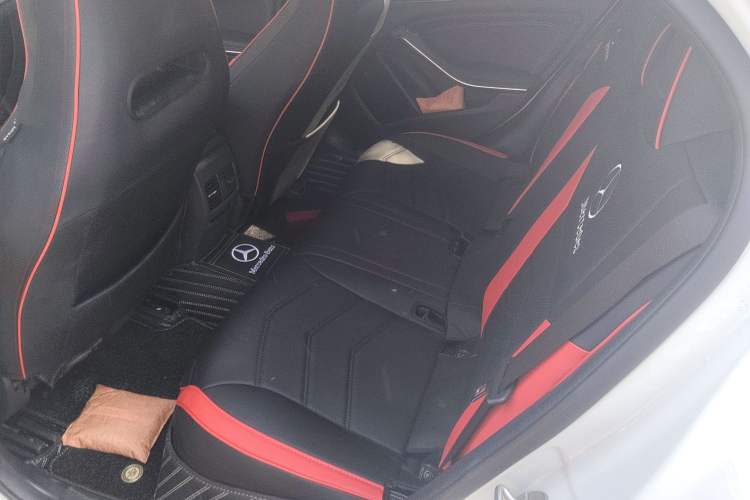 Used Mercedes-Benz GLA 2016 GLA 200 Sport Edition Left Rear Seat