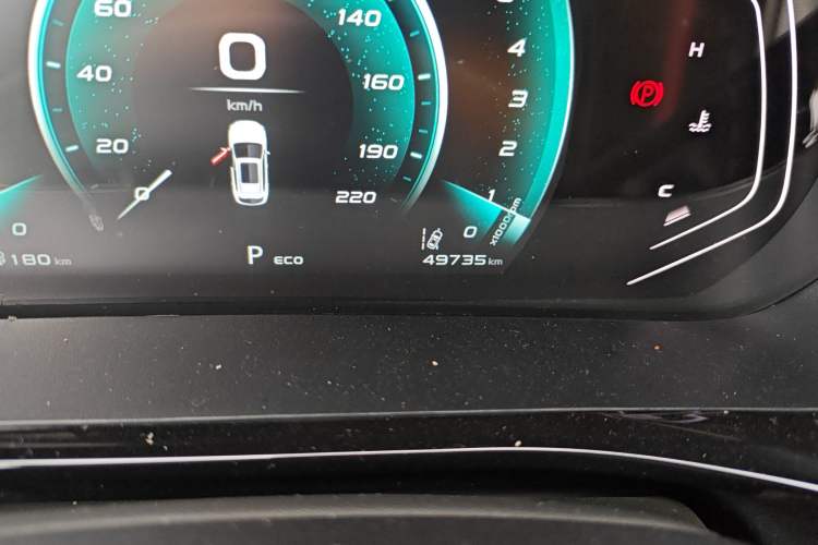 Used CHANGAN OSHAN X5 2021 1.5T DCT Flagship Edition Odometer Close Up