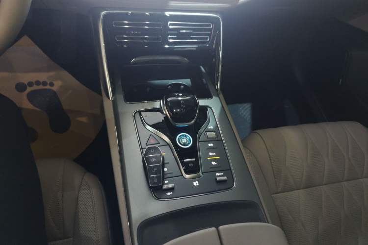 Used BYD Tang New Energy 2025 DM-i 115KM Prestige Model
