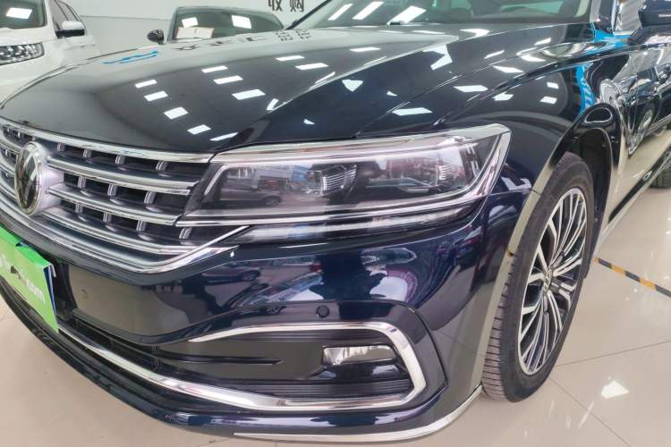 Used Volkswagen Phideon 2021 380TSI Luxury Edition
