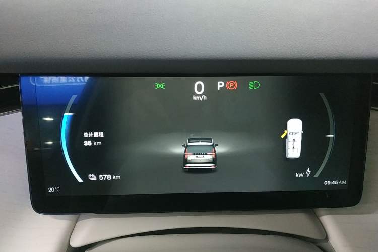 Used Volvo EM90 2025 Ultra Six-Seater