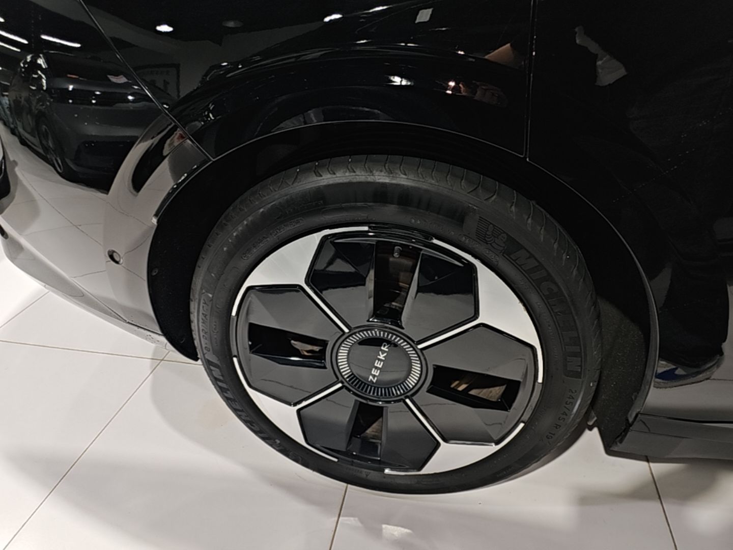 Zeekr 007 2025 Rear-Drive Intelligent Driving Version 75 kWh — снимка 11