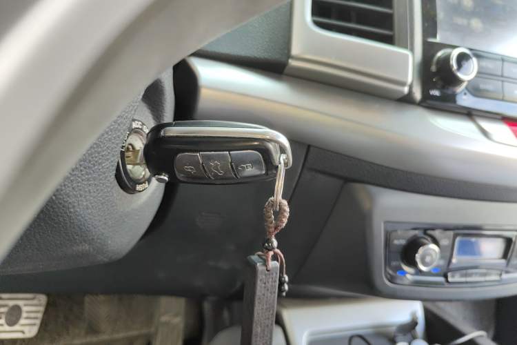 Used JAC Group Refine S3 2014 1.5L Manual Luxury Smart Model