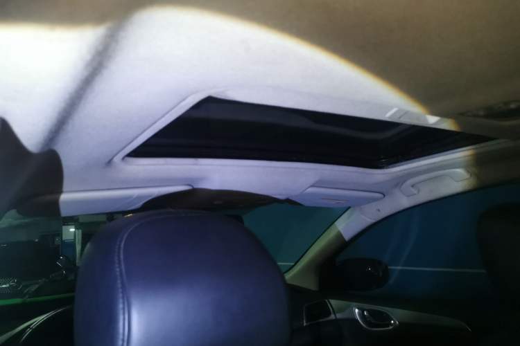 Used Nissan Sylphy 2012 1.6 XL Manual Luxury Edition Headliner