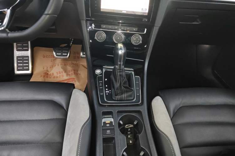 Used Volkswagen Golf 2019 280TSI DSG R-Line China VI Standard