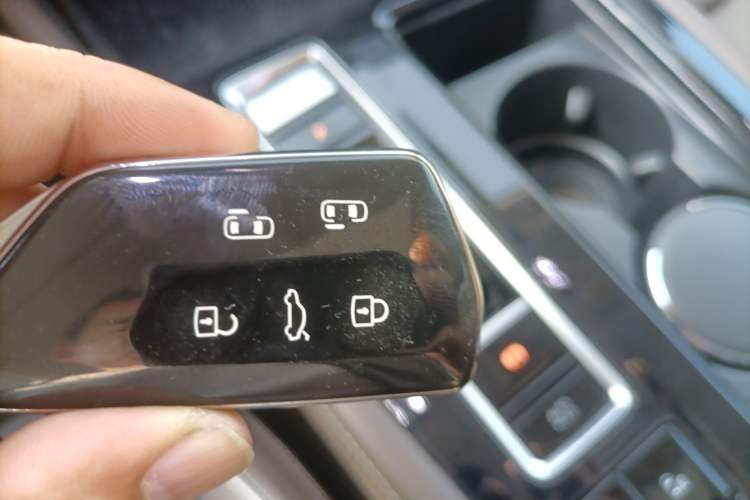 Used Volkswagen Viloran 2024 380TSI Premium Edition