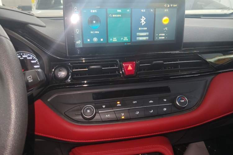 Used SOL X4 2021 1.5T CVT Mech Edition
