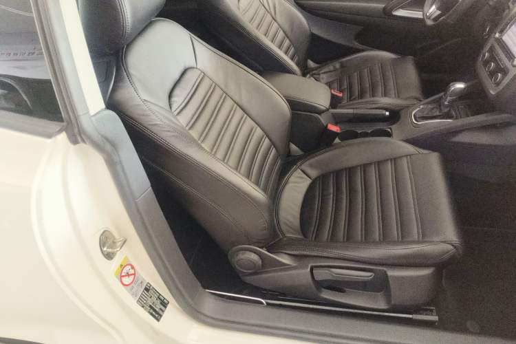 Used Volkswagen Scirocco 2011 1.4 TSI Single-Turbo Fashion Edition
