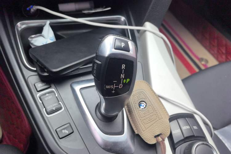 Used BMW 3 Series 2014 320Li Fashion Model