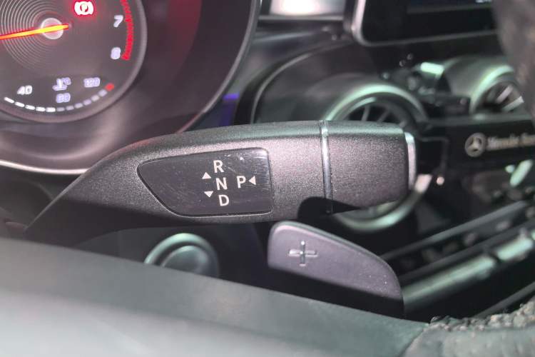 Used Mercedes-Benz C-Class 2015 C 200 station wagon