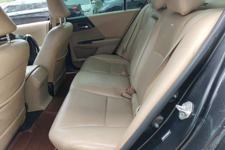 Used Honda Accord 2014 2.0L LX Comfort Edition Left Rear Seat