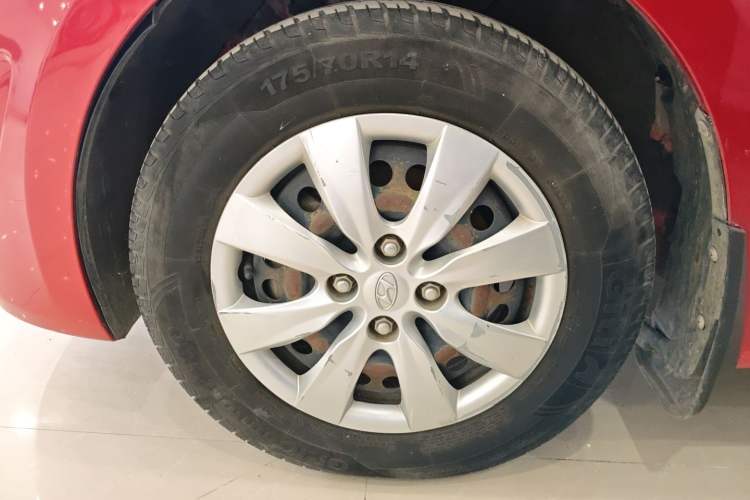 Used Hyundai Verna (older generation) 2010 Sedan 1.4L Manual Comfort GS