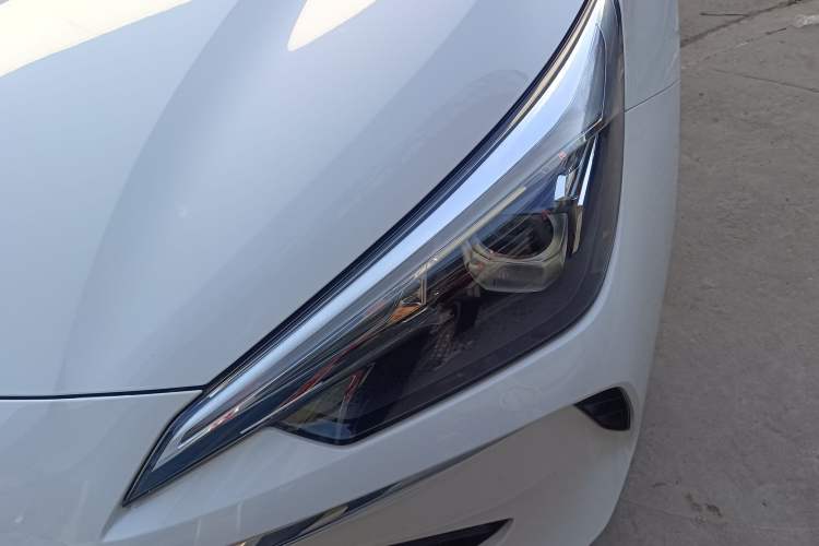 Used Roewe i5 2023 1.5L Manual Comfort Edition Left Front Headlight