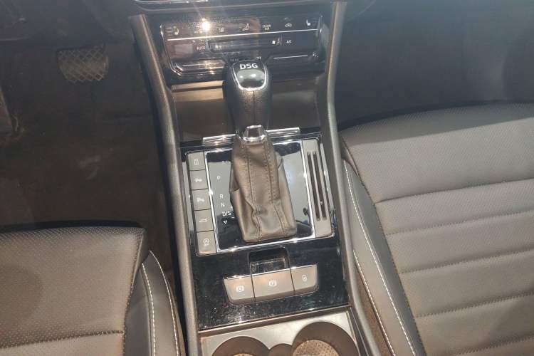 Used Skoda Superb 2023 Facelifted TSI280 DSG Luxury Edition
