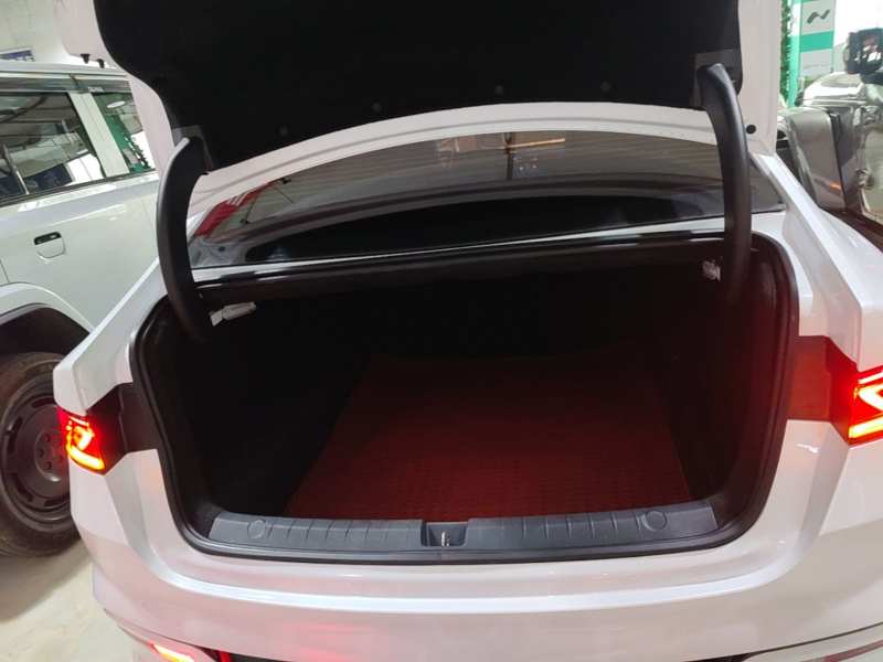 Used BYD Qin PLUS 2023 Champion Edition DM-i 55KM Leading Model — 18