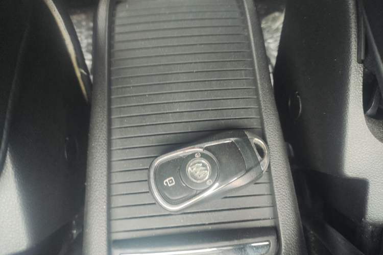 Used Buick Encore 2017 18T Automatic Two-Wheel Drive Urban Leading Model Vehicle Key