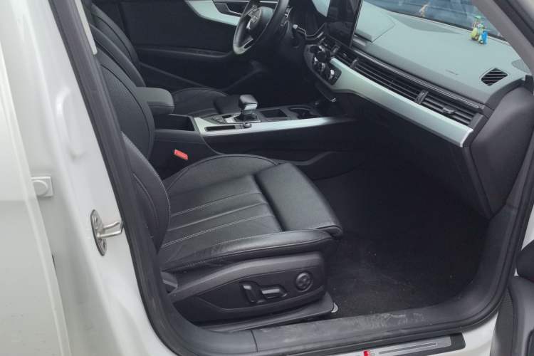 Used Audi A4L 2022 40 TFSI Fashion Dynamic Model