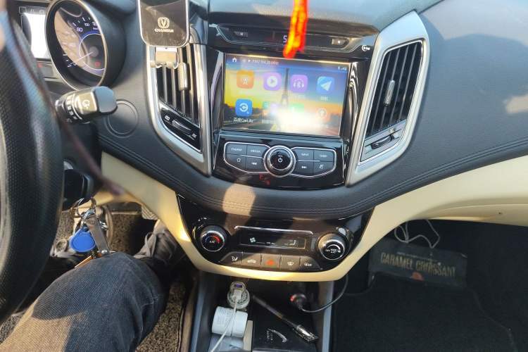 Used CHANGAN Eado 2016 1.6L Manual Fashion Edition
