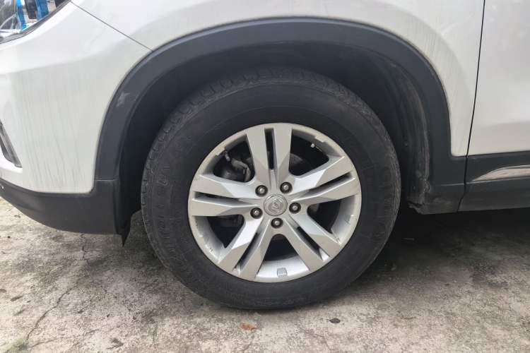 Used CHANGAN CS75 2014 1.8T Automatic Elite Model China IV Standard
