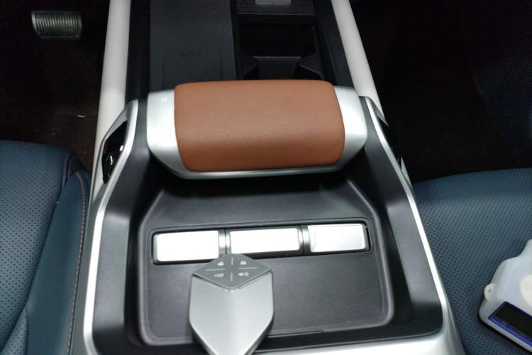 Used Deepal G318 2024 Two-Wheel Drive Air Suspension Version
