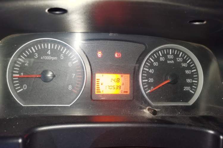 Used FORTHING Lingzhi 2017 V3 1.5L 7-seater Standard Model