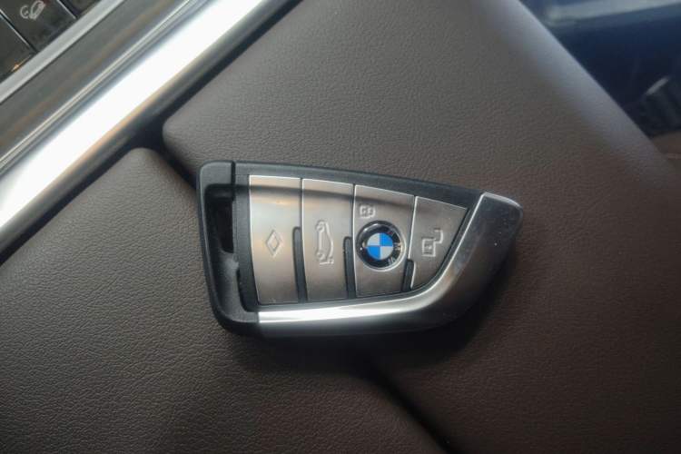 Used BMW X5 2022 Restyled xDrive 40Li M Sport Package
