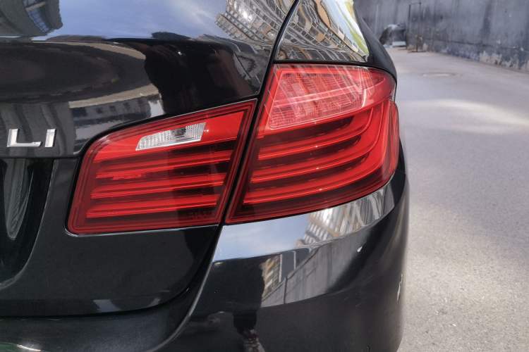 Used BMW 5 Series 2014 525Li Leading Model Right Rear Taillight