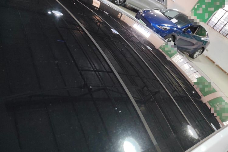 Used Tesla Model Y 2025 Long-Range All-Wheel-Drive Version