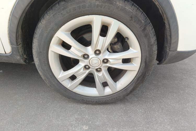 Used Changan CS35 2012 1.6L Manual Luxury Model China IV Standard
