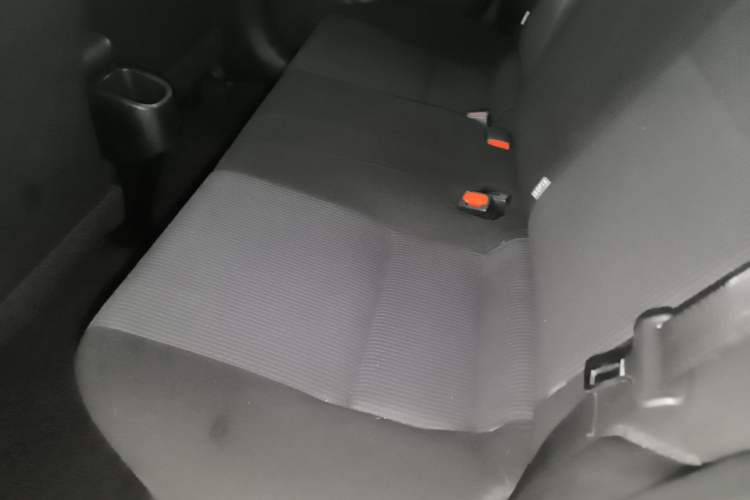 Used Toyota YARiS L Zhi Xuan 2016 Revised 1.5E CVT Charming Edition Left Rear Seat